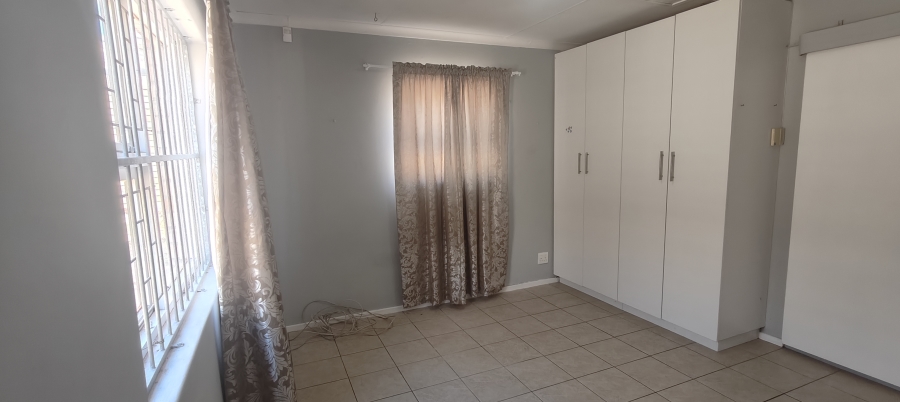 To Let 1 Bedroom Property for Rent in Cotswold Eastern Cape